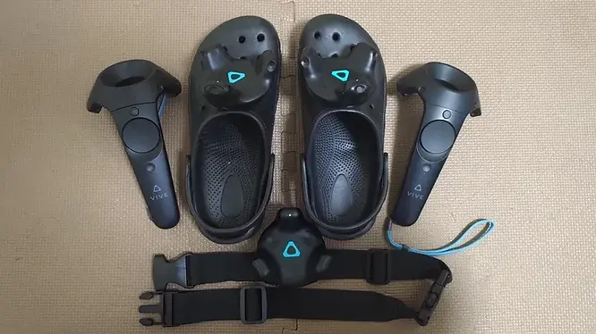 VIVE Trackers and VIVE controllers